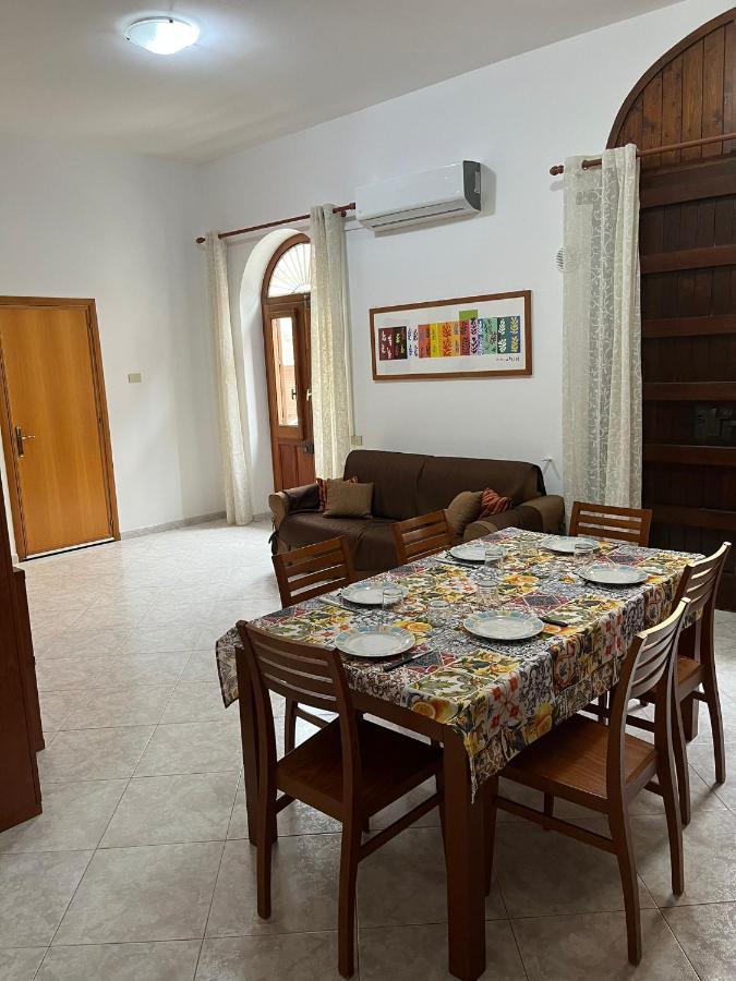 Appartamento Barone كاستيلاّماري ديل غو المظهر الخارجي الصورة